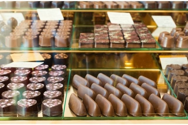 Butik Çikolata Dükkanı Açarak Tatlı Bir Kazanç Elde Edin